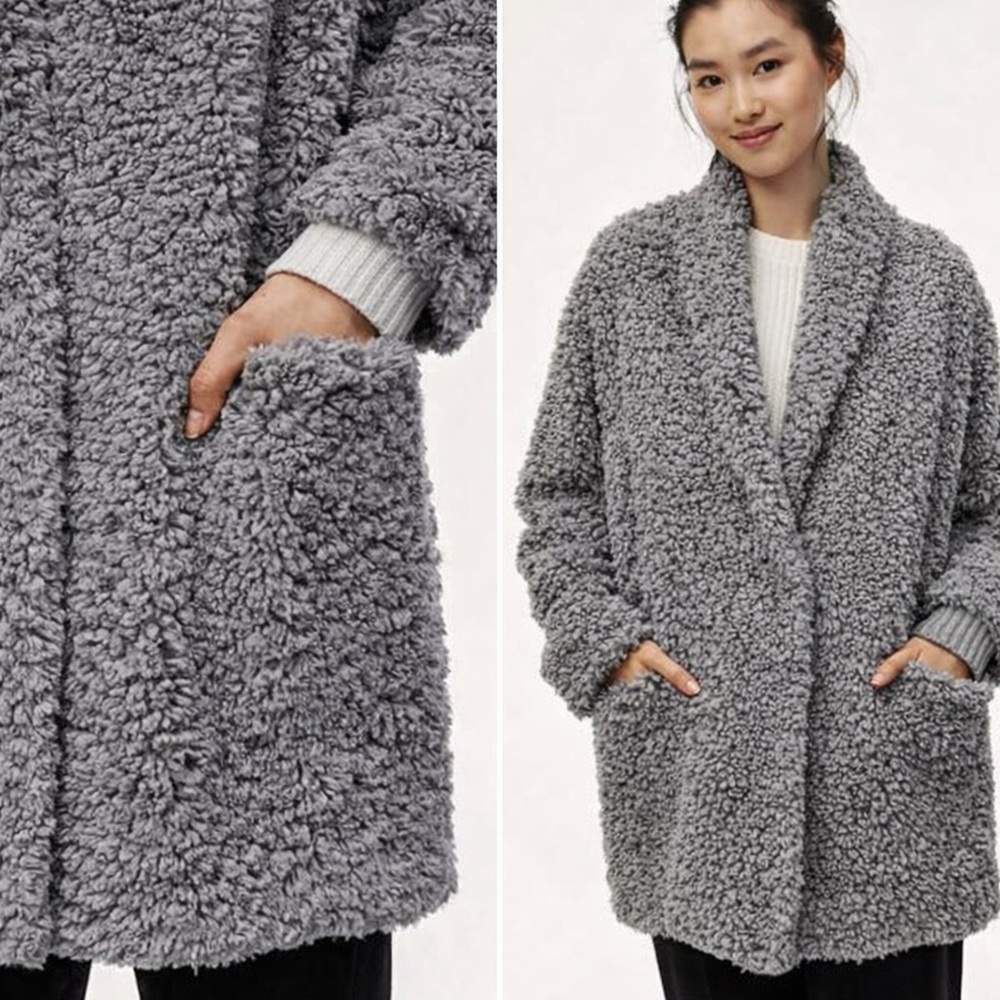 Wilfred Free Aritzia Gray Sherpa Teddy Coat XS Cozy Oversized Cabincore